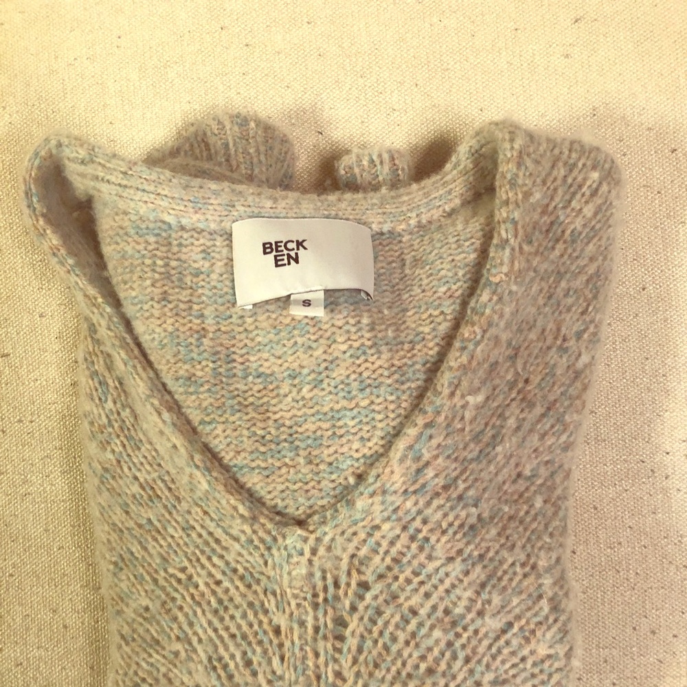 BECK EN CASHMERE V NECK sweater